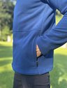 casaco masculino fleece azul lateral detalhe