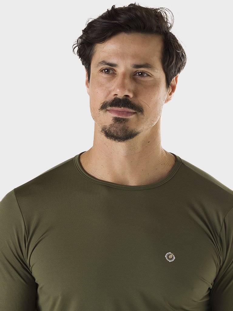 camisa masculina termica leve para frio extreme uv verde militar frente detalhe c