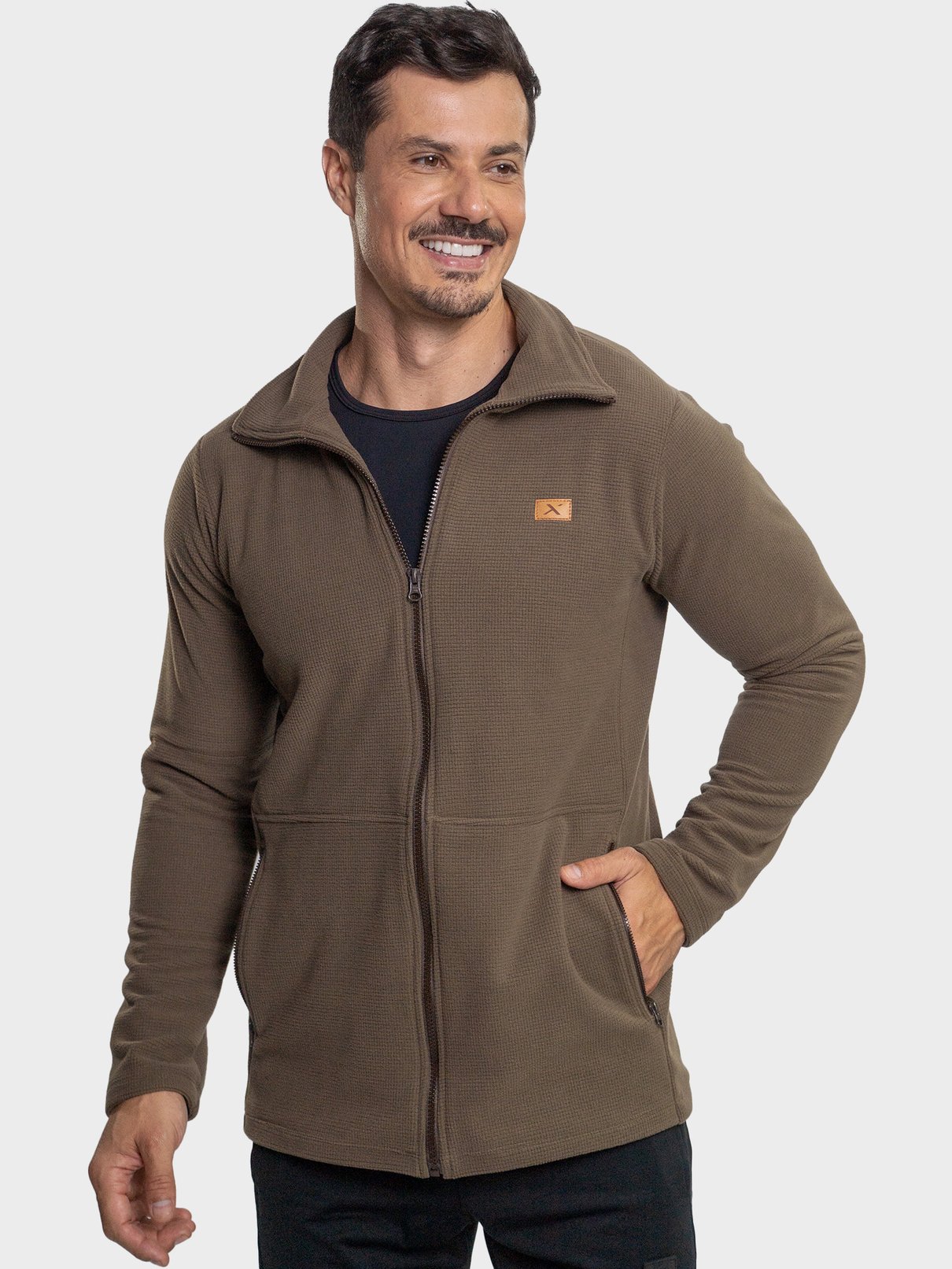 x casaco fleece masculino com bolso thermo soft solar extreme uv marrom frente a
